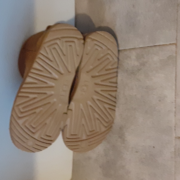UGG  boots  size  2 nina - Picture 5 of 5